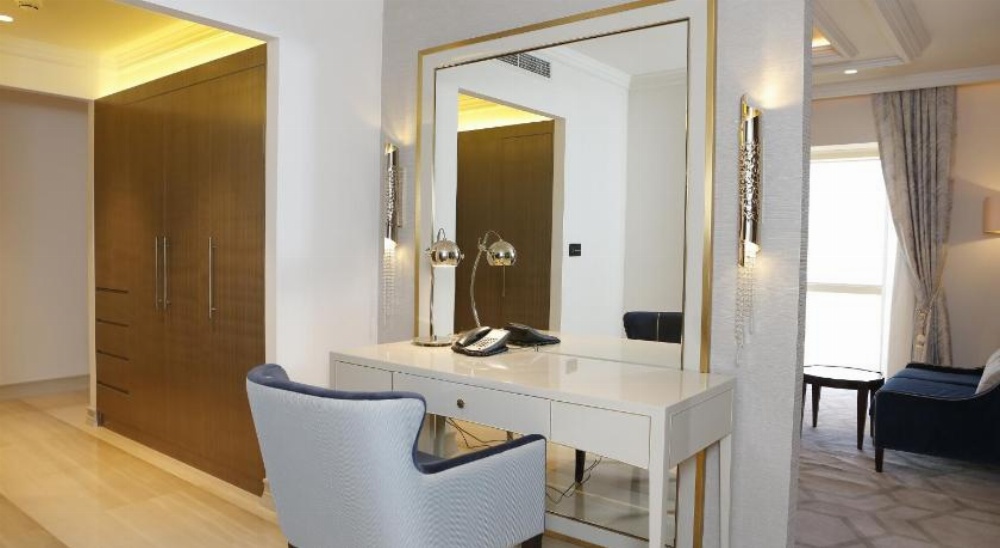 The Tower Plaza Hotel Dubai Image 7